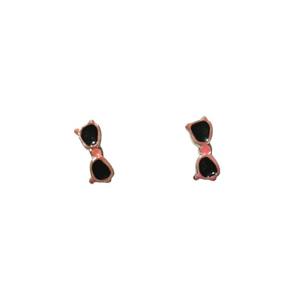 3-Pair Beachy Stud Earrings Set: Flip-Flops‎ Starfish & Sunglasses - Picture 4 of 6